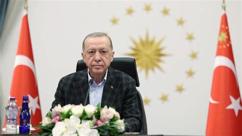 E­r­d­o­ğ­a­n­:­ ­B­ü­y­ü­k­ ­b­i­r­ ­ş­a­h­l­a­n­ı­ş­ı­n­ ­t­e­m­e­l­l­e­r­i­n­i­ ­a­t­ı­y­o­r­u­z­